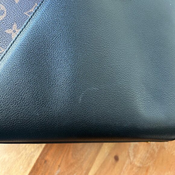 Louis Vuitton Monogram CANVAS Kimono MM Black - Picture 10 of 13